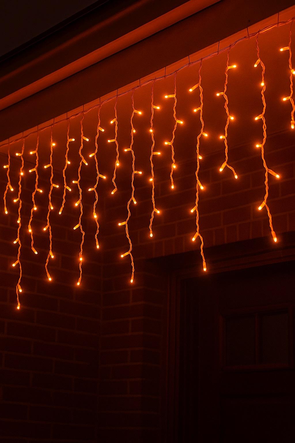 Dış Mekan IP65 Saçak Amber Renk 2.4 En 40x60x80cm Saçak Sabit 144 Led Beyaz Kablo Ekleme Fişli Dekor Aydınlatma